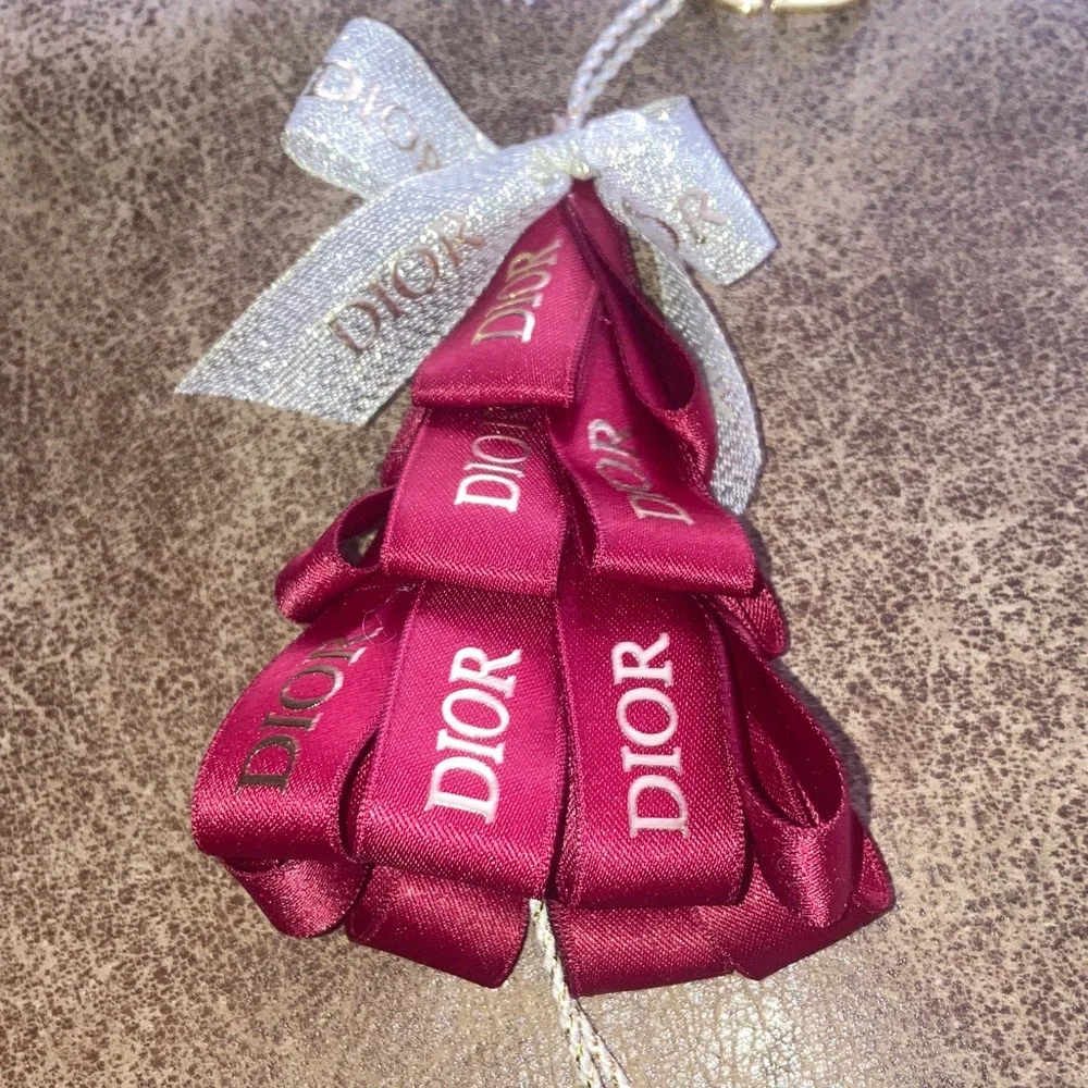 Dior Festive Red Ribbon ornament 🔥❤️ LIMITED EDITION - Picture 3 of 5
